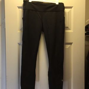 Lululemon Rival Crop